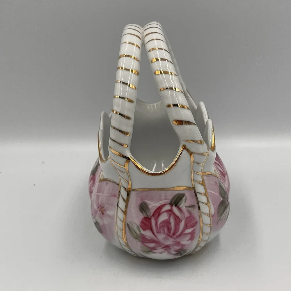 Vintage Formalities Painted Basket Vase Flowers Gold Trim Cottage Granny Core